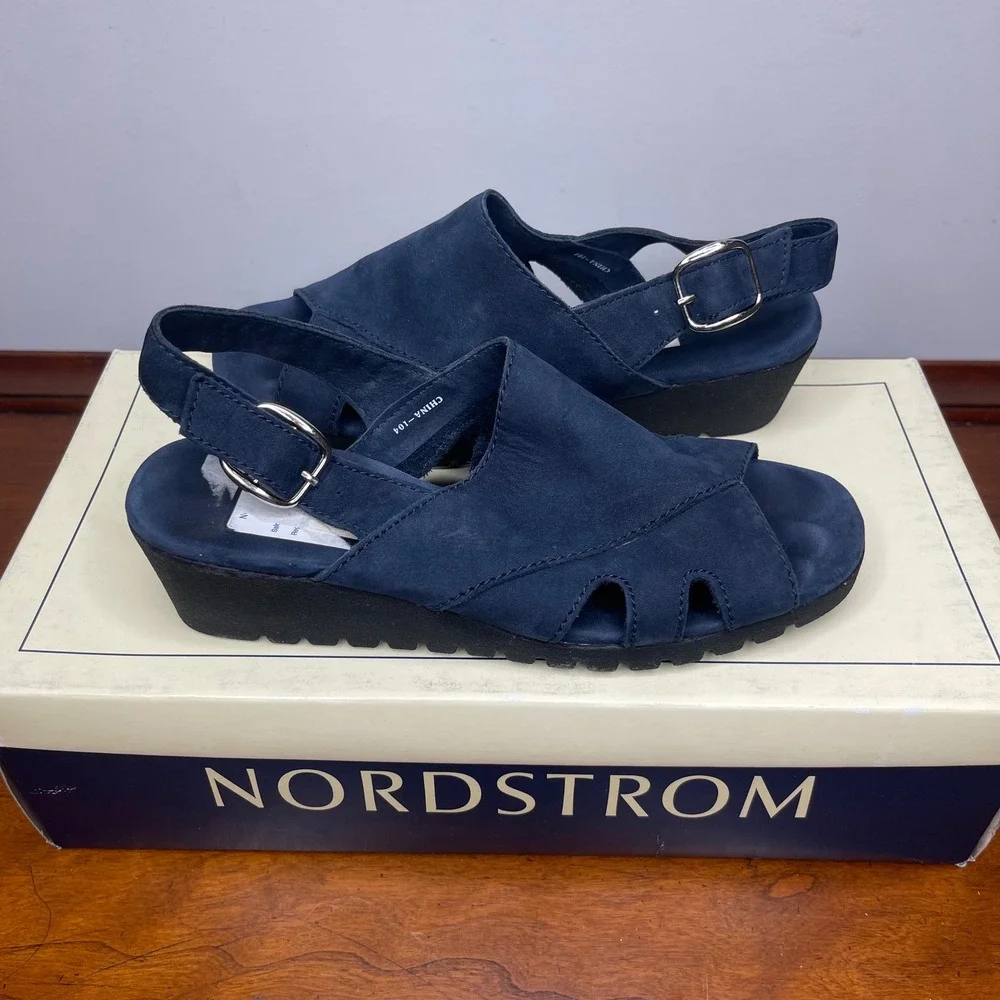 Vintage Nordstrom Dayton‎ Navy Nubuck Leather Wedge Slingback Sandals Womens 5M